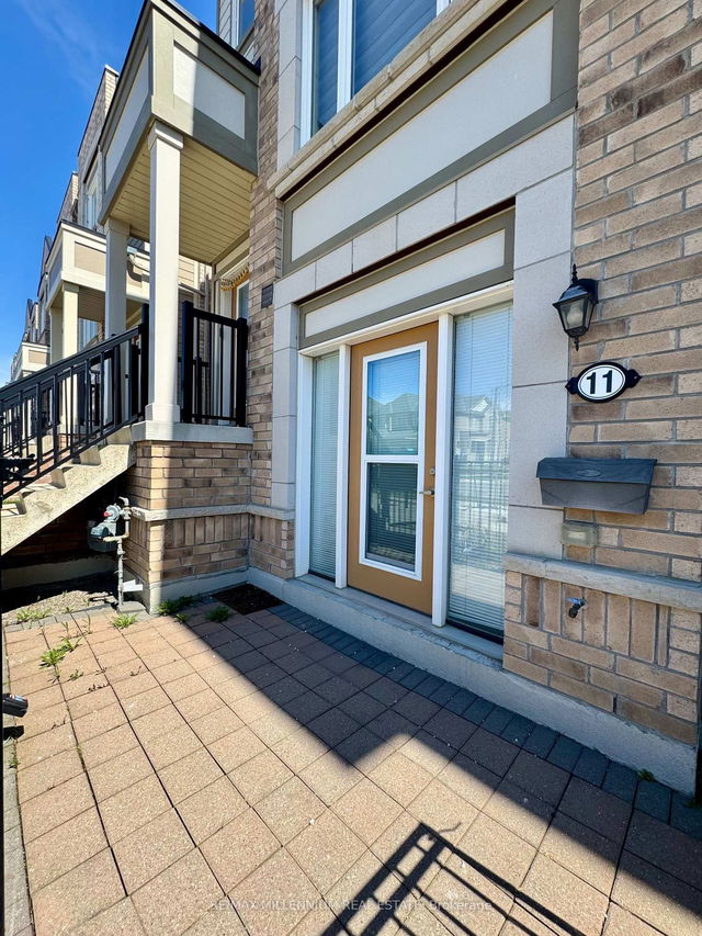 11 - 1 Beckenrose Court