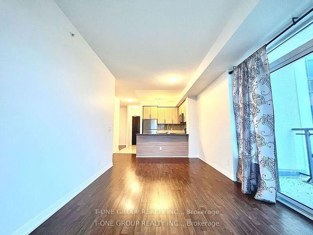 1209 - 840 Queens Plate Drive