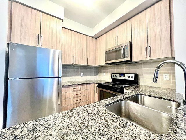 1209 - 840 Queens Plate Drive