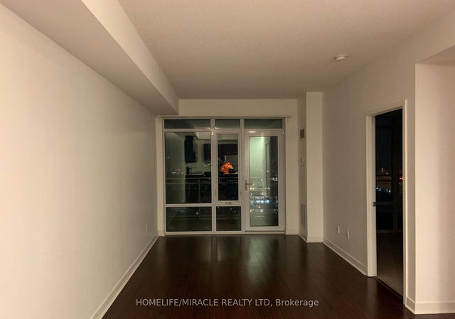2507 - 360 Square one Drive