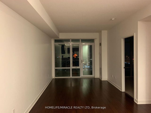 2507 - 360 Square one Drive