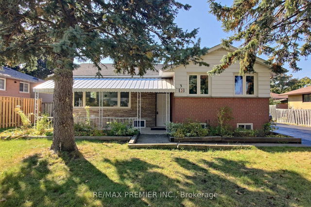 3 Gretna Drive