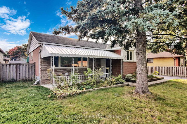 3 Gretna Drive
