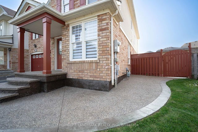 36 Frontenac Crescent