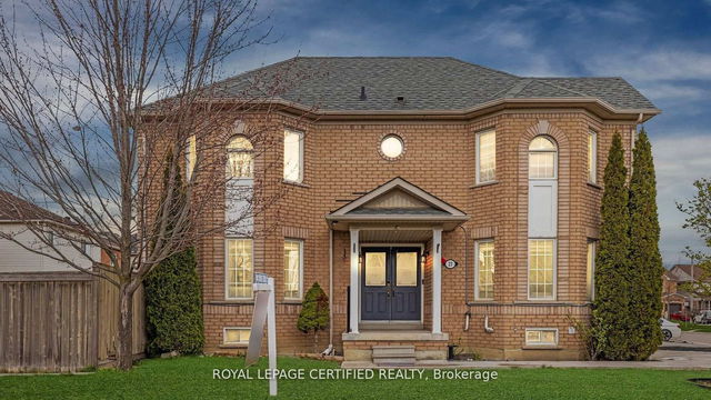 27 Earl Grey Crescent