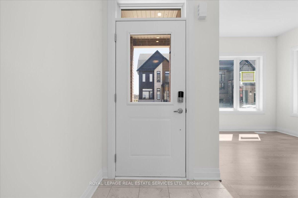 Detached House for lease at 3219 Mariner Pass, Oakville, Glenorchy, L6M 5S5 - MLS: W12114493
