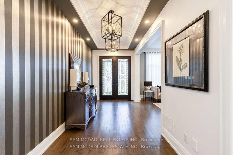 1285 Mineola Gdns, Mississauga, L5G 3Y5 | Image 3