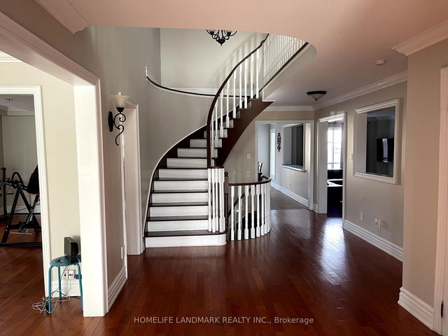 4384 Idlewilde Crescent