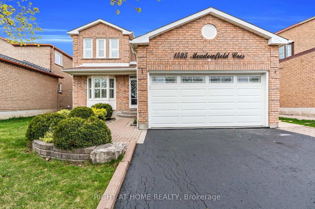 1595 Meadowfield Crescent
