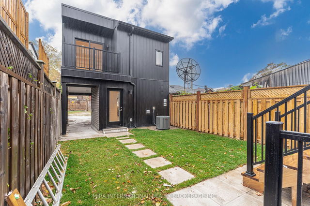 R (Laneway Suite) - 231 Symington Avenue