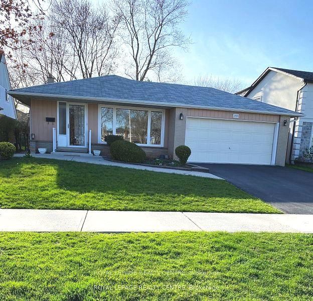 2593 Vineland Road
