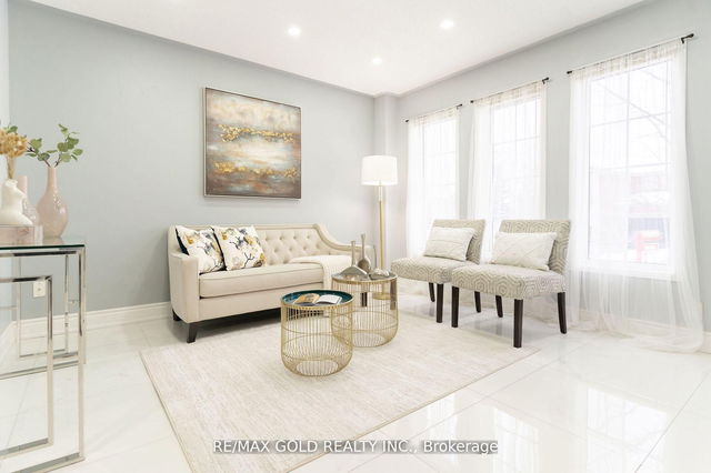 3 Great Plains Street