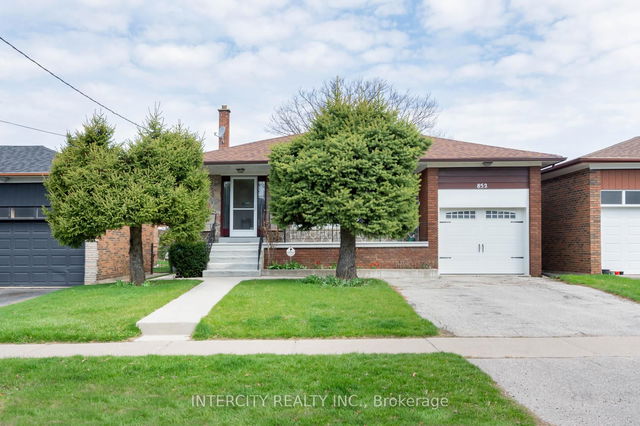 852 Glencairn Avenue