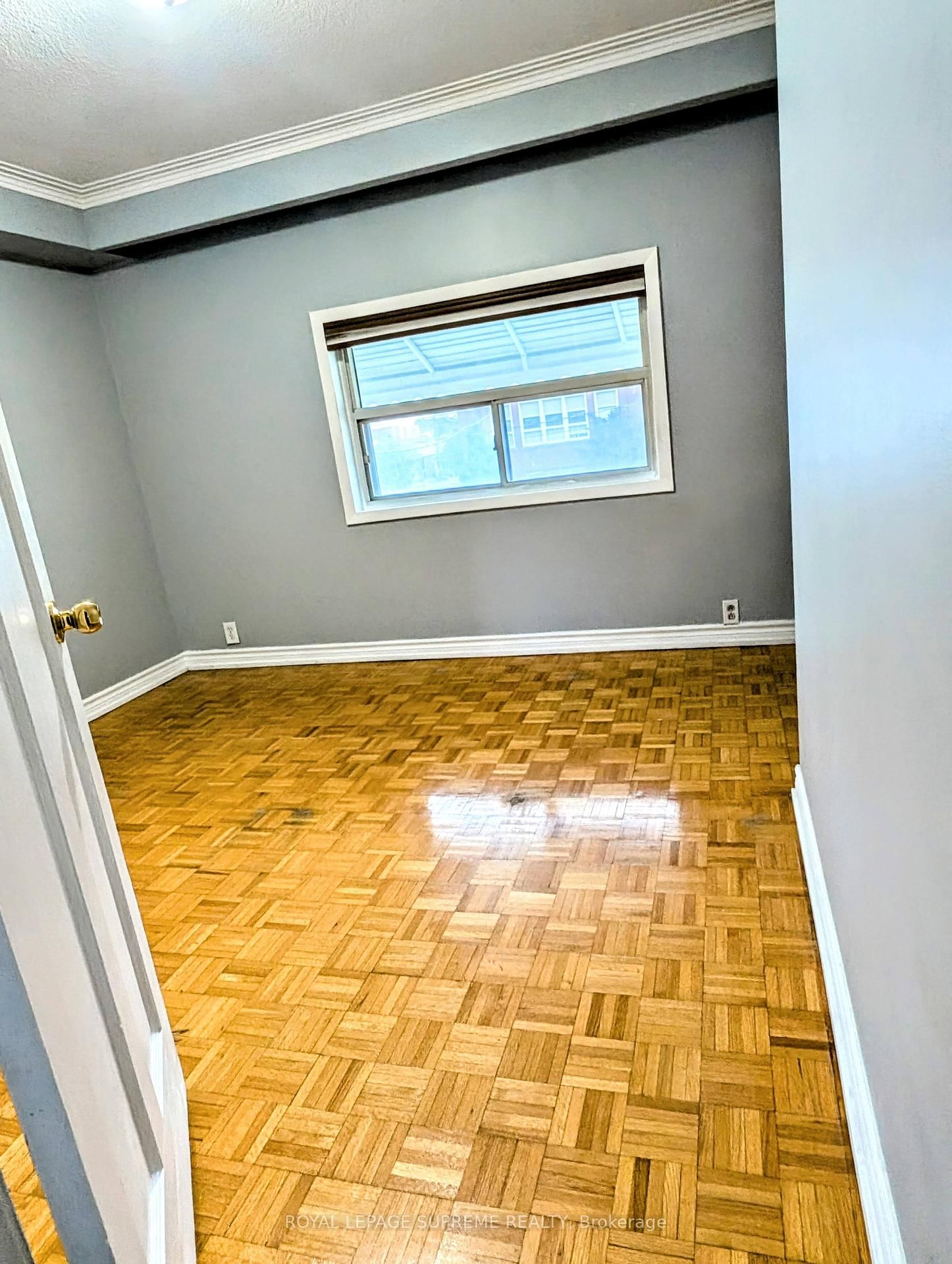 Detached House for lease at Upper-303 Caledonia Road, Toronto, Caledonia-Fairbank, M6E 4T4 - MLS: W12115133