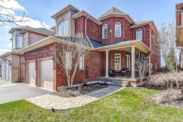 6 Collingwood Avenue