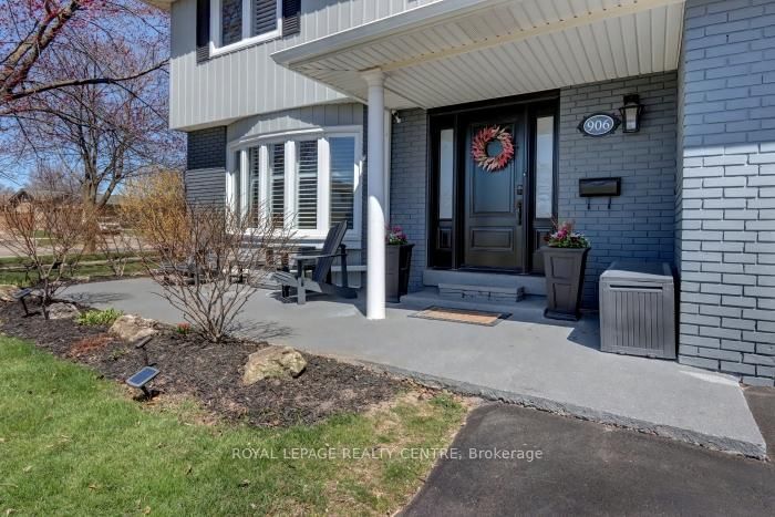 Detached House for sale at 906 Cabot Trail, Milton, DP Dorset Park, L9T 3Y4 - MLS: W12115167