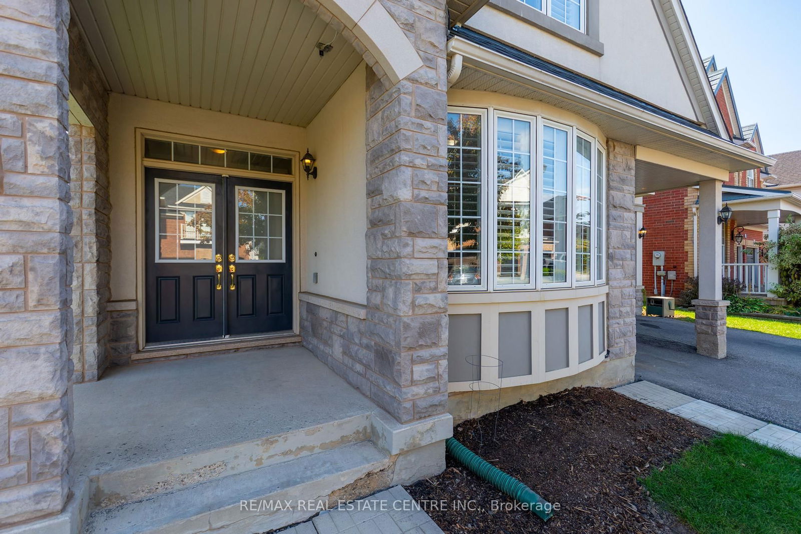 Detached House for lease at 1399 Marshall Crescent, Milton, Beaty, L9T 6T9 - MLS: W12115183