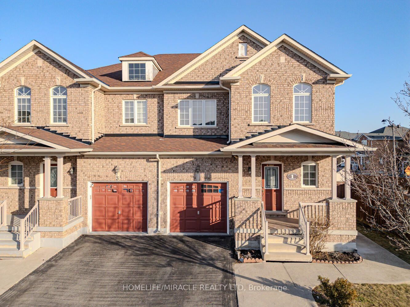Semi-Detached House for sale at 1 Kettlewell Crescent, Brampton, Sandringham-Wellington, L6R 0T3 - MLS: W12115327
