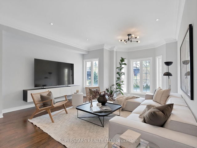 1E Bowsprit Avenue