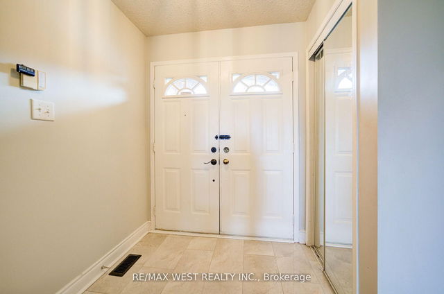 14 - 100 Brickyard Way