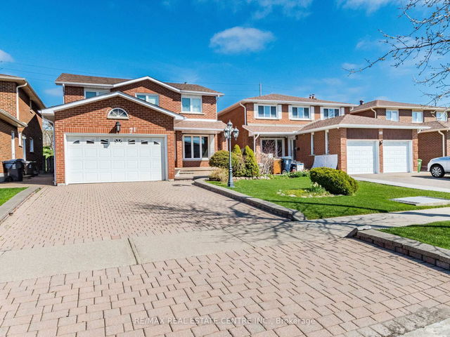71 Minglehaze Drive