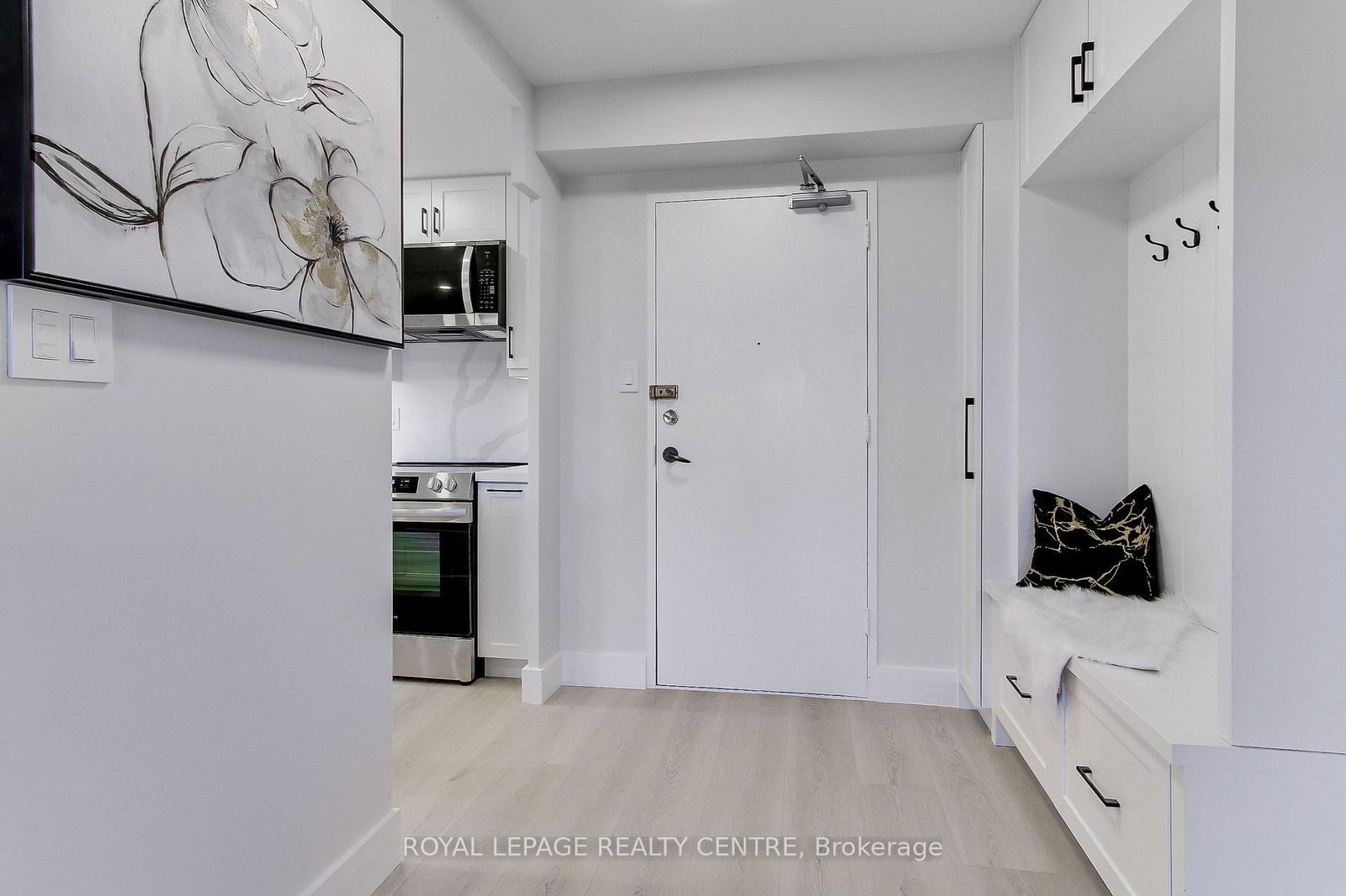 Condo for sale at 304-362 The East Mall N/A, Toronto, Islington-City Centre West, M9B 6C4 - MLS: W12115512