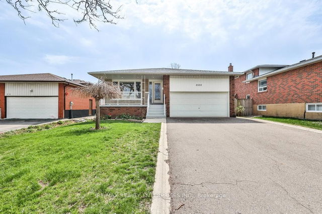 2500 Poplar Crescent