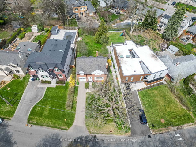 36 South Kingslea Drive