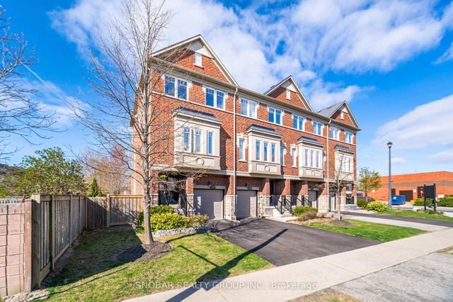 20 - 2592 Glengarry Road