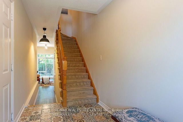 13 - 3071 Treadwells Drive