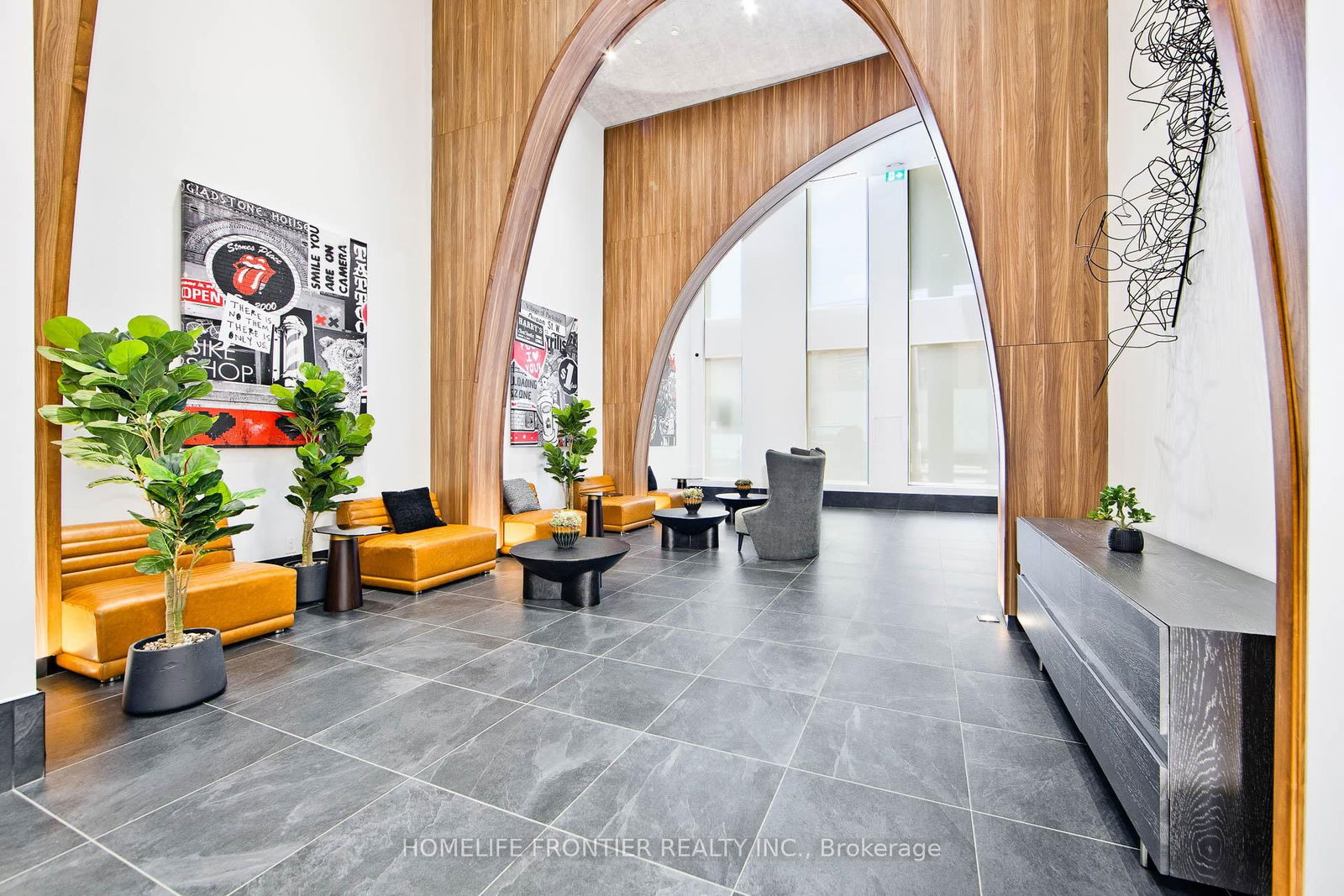 Condo for lease at 216-270 Dufferin Street, Toronto, South Parkdale, M6K 0H8 - MLS: W12115854