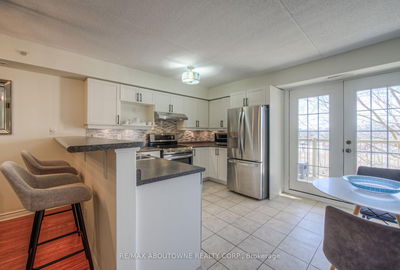 Unit 212 — 1490 Bishops Gate, Oakville - Glen Abbey image-0-3