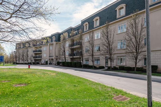 212 - 443 Centennial Forest Drive