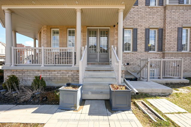 40 Hamilton Court