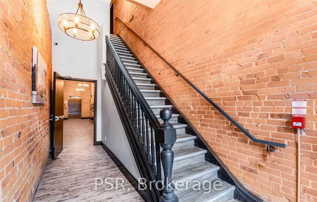 209 - 2870 Dundas Street
