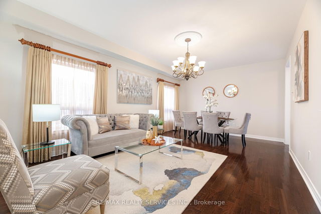 21 Fallgate Drive