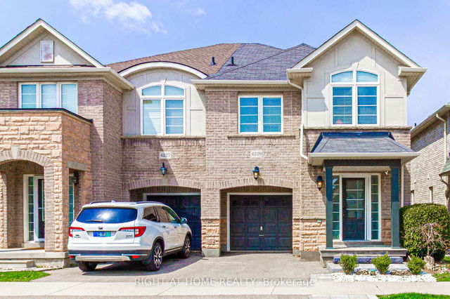4229 Cole Crescent