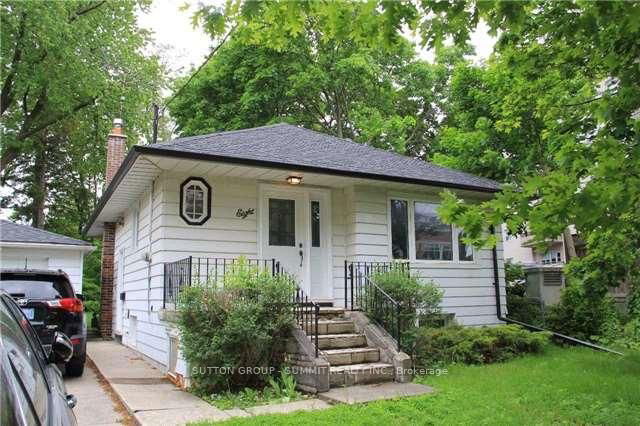 8 Maple Avenue