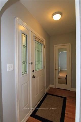 8 Maple Avenue