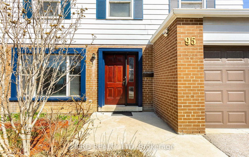 95 Willowridge Rd, Toronto, M9R 3Z5 | Image 2