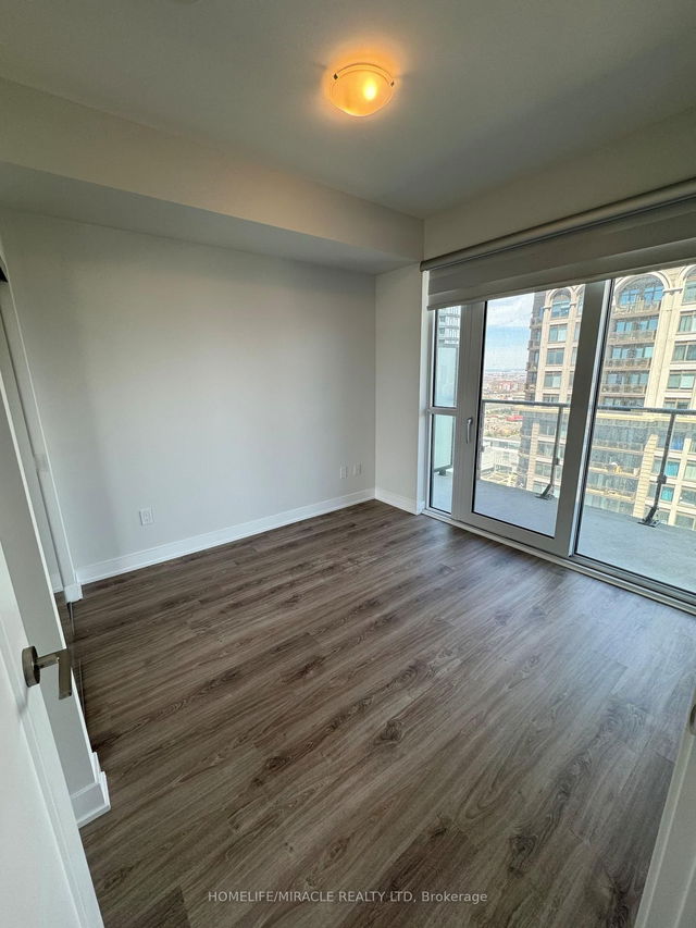 3302 - 430 Square One Drive