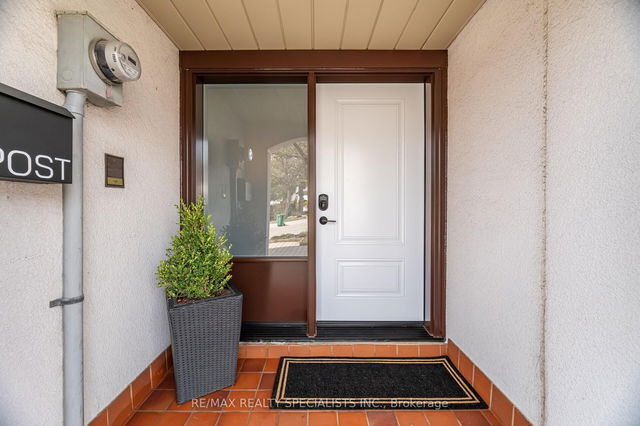 12 - 7077 Estoril Road