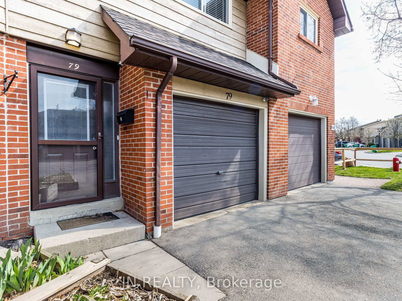 Townhouse for sale at 79-79 Foster Crescent, Brampton, Brampton North, L6V 3M8 - MLS: W12116278
