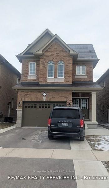 home for lease on Lower-44 Branigan Crescent