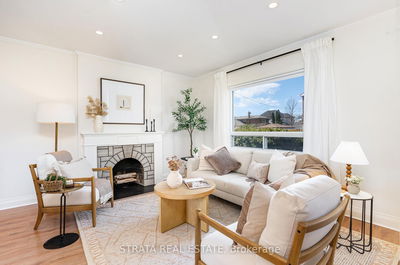 11 Duern St, Toronto - Rockcliffe-Smythe image-0-2