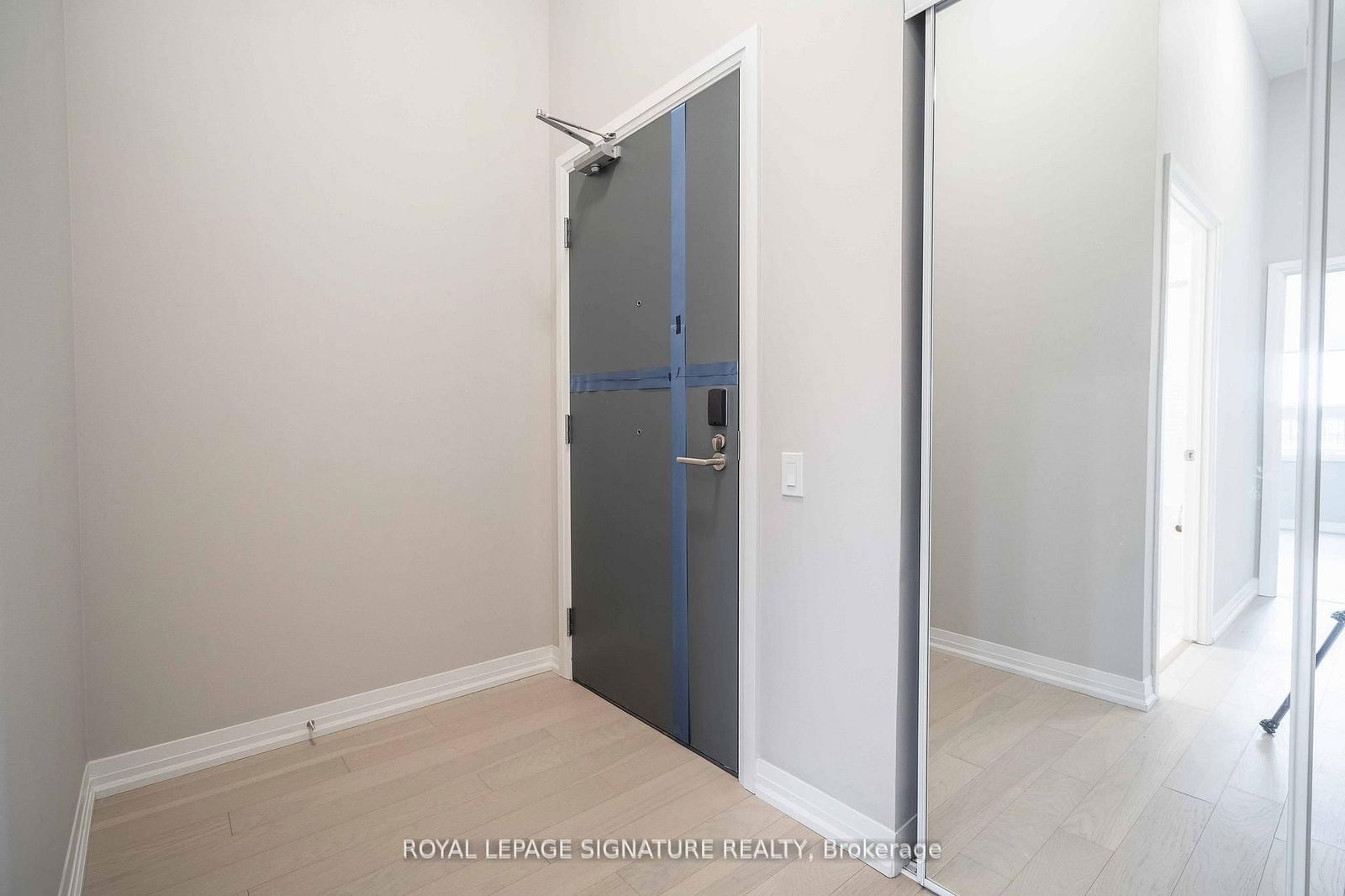 Condo for lease at 112-3265 Carding Mill Trail, Oakville, Glenorchy, L6M 5P7 - MLS: W12116417