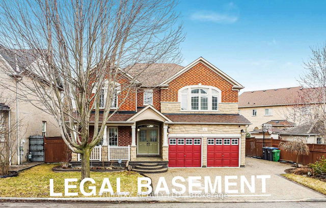 3 Turret Crescent