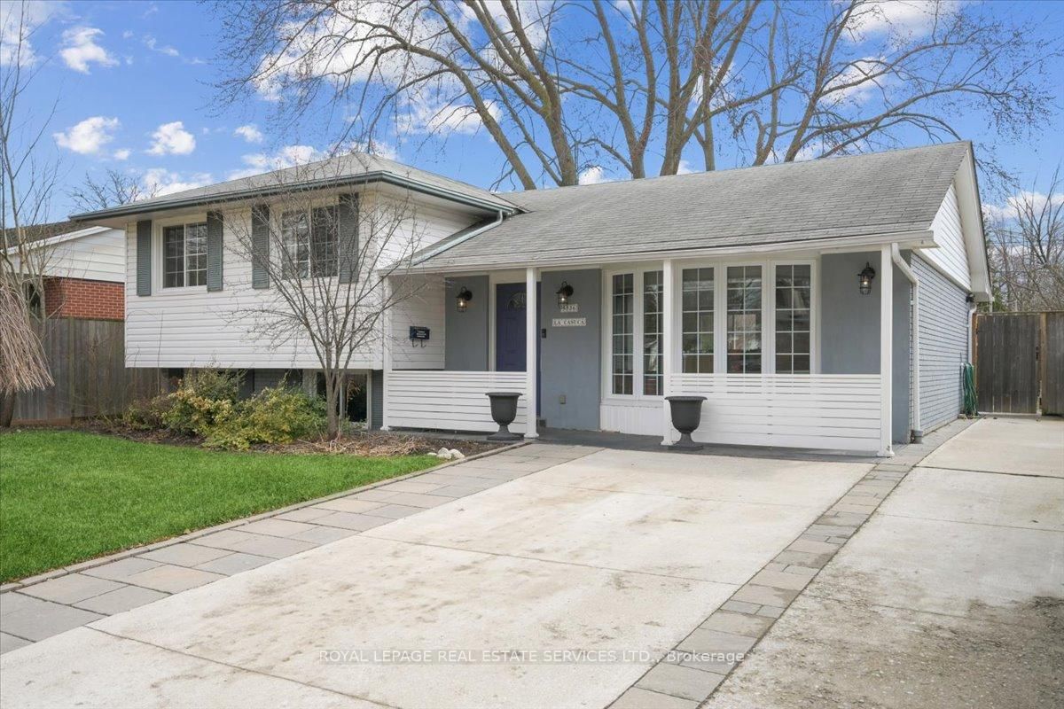 Detached House for sale at 5336 Windermere Drive, Burlington, Appleby, L7L 3M1 - MLS: W12116564
