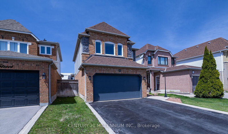 88 Eaton St, Halton Hills, L7G 5T2 | Image 2