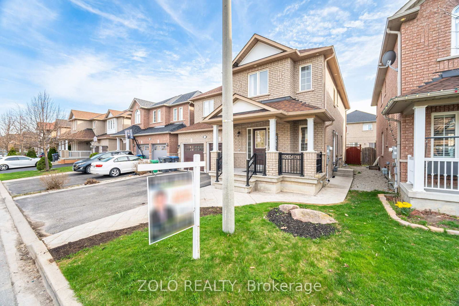 Detached House for sale at 21 Sir Jacobs Crescent, Brampton, Fletcher's Meadow, L7A 3T4 - MLS: W12116612